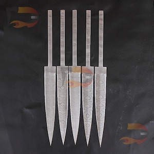 Ebauches de couteaux damas forgés à la main | Jeu de lames pleine soie pour la fabrication de couteaux personnalisés (5 pièces)