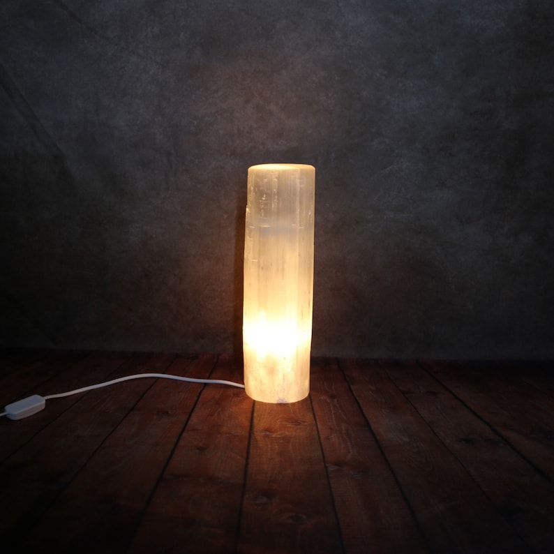 Selenitlampa - Cylinder, Lugnande Kristallbordslampa, Heminredning bild 4