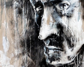 Puede incluir: Pintura abstracta de un rostro en negro, blanco y gris. El rostro está parcialmente oscurecido por gotas de pintura, creando una sensación de misterio y profundidad.
