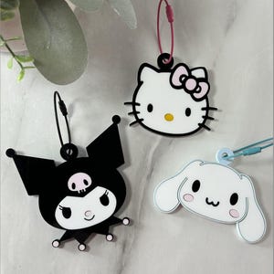Backpack Keychains-Bag Tags- Personalized Backpack Name Tags- Bog Bag Tags- Sports Bag Keychain- Name Keychain- Diaper Bag Name Tag