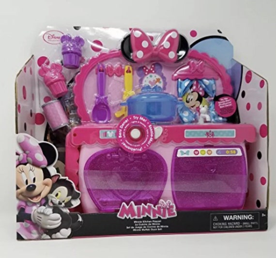 Disney Minnie Mouse Kitchen Play Set, Oven, Pan