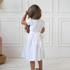 Girl linen apron dress Birthday dress for girls Puff sleeve flower girl dress image 3