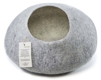 Cat cave made of felt Handmade for your cat Felt cave made of 100% natural wool, wool felt grey. Cat bed cat house