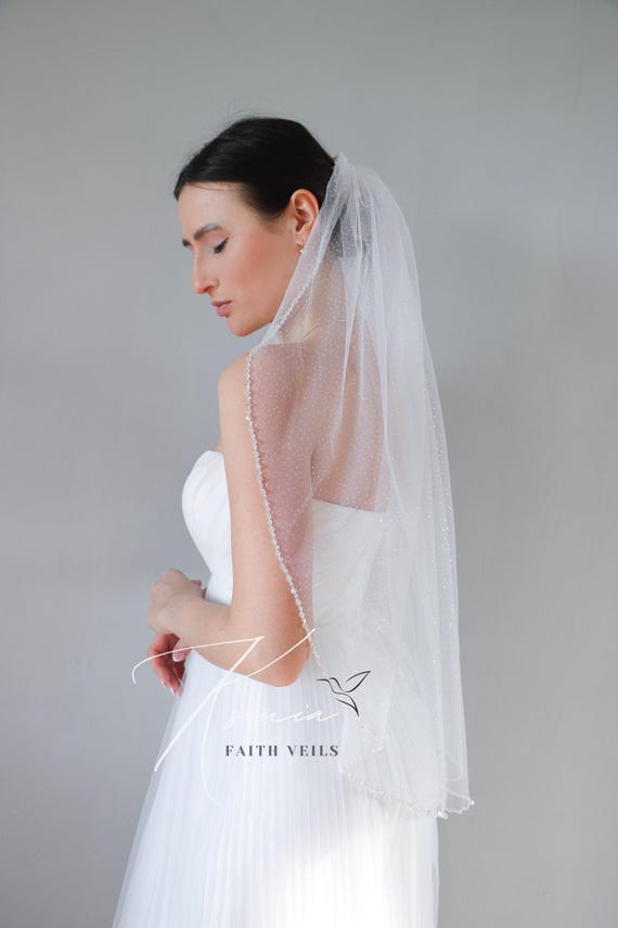 Buy Sparkling Veil With Crystals on the Edge, One Tier on  display picture 2