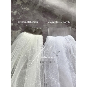 Crystal veil Glitter fingertip veil Sparkly cathedral veil Bridal veil with crystals One tier veil with lettering Mid length veil afbeelding 7