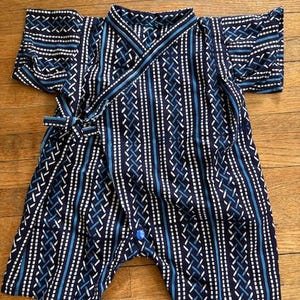 Handgemachter Baby Kimono Strampler Japanischer Jinbei Stil / Weiche Baumwolle / Inigo Muster / Einzigartiges Baby Geschenk