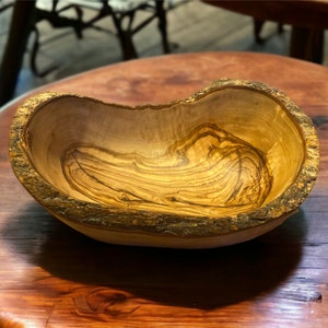Olive Wood Oval Home Decor serving bowl in presentation bag makes rustic gift for all occasions. image 3
