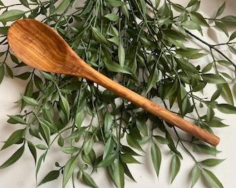 Artisan Olive Wood Cooking Spoon: Sustainable Kitchen Tool