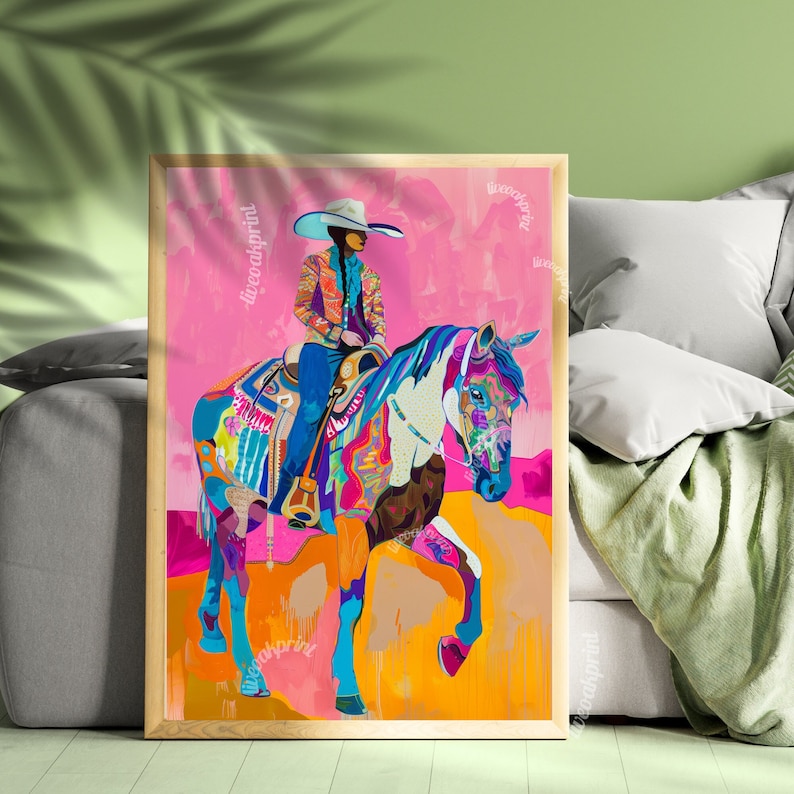 Maximalistiskt cowgirltryck - Cowgirldekor - Trendigt cowgirltryck - Preppy väggkonst - Trendig konst - Studentsalsdekor - Rosa sovrumsdekor bild 1