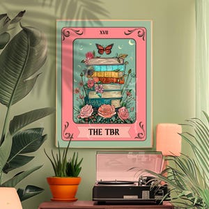 TBR Bokstapel Konsttryck – Bokinspirerad Väggkonst Rosa och Blågrön Läsdekor Mysig Läshörna Poster Gåva till Läsare Booktok Estetik