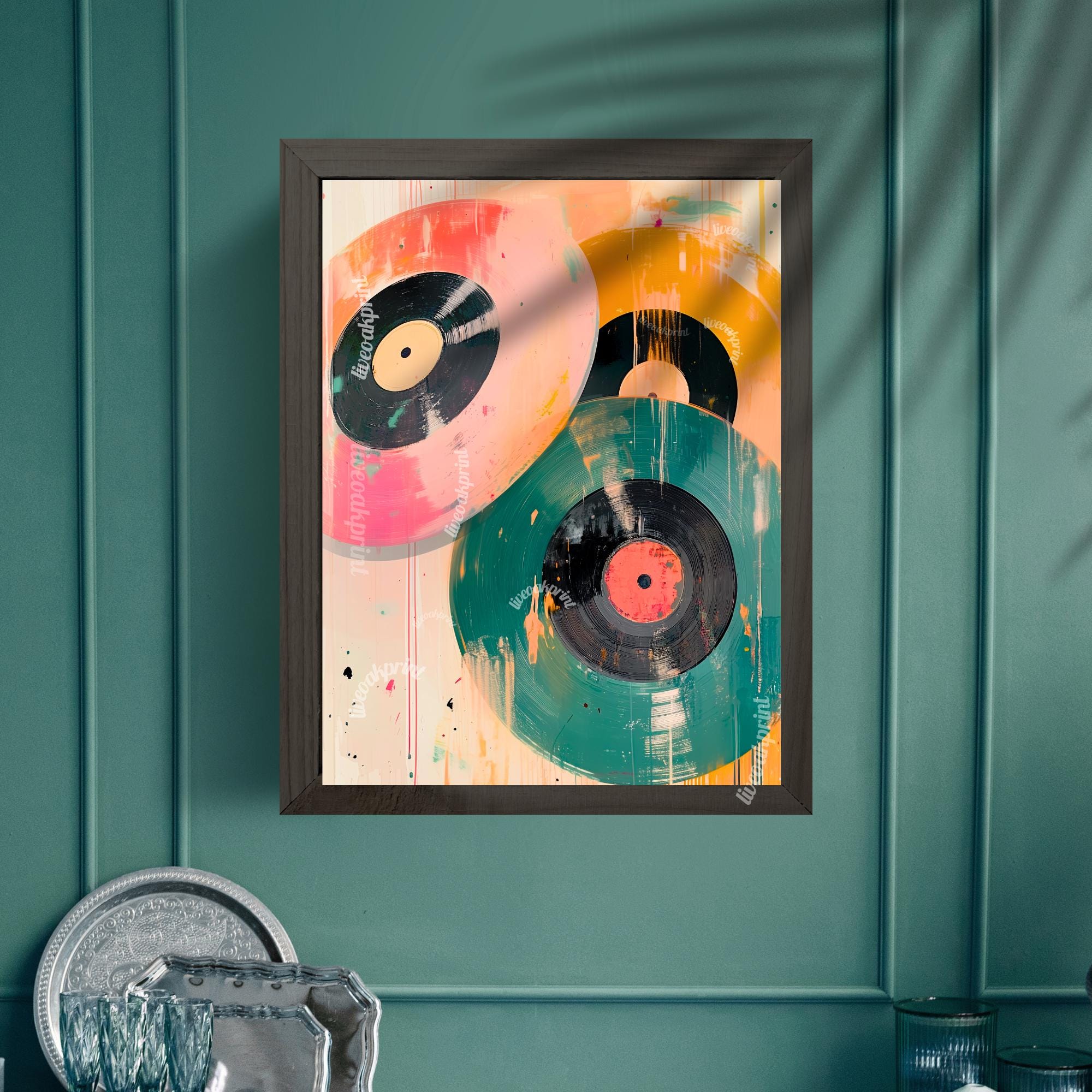 アート・デザイン・音楽 Vinyl Records and Covers by Artists Retro Vinyl Painting - Pink, Orange, and Teal Vinyl Records