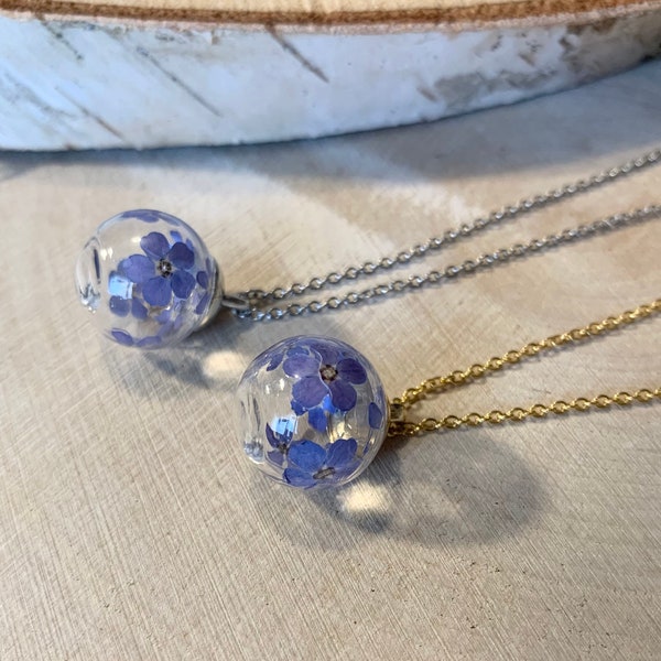 Collier Myosotis vraie fleur séchée dans boule de verre, oubliez moi pas, pendentif doré ou argenté, chaîne Acier inoxydable, bijou nature