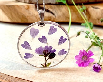 Real dried flower wild geranium necklace, silver round pendant, resin stainless steel silver chain, nature jewel