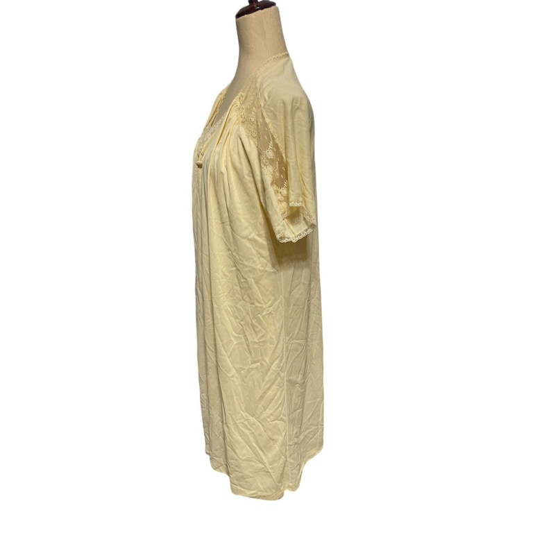 Vanity Fair Nightgown Robe Size Medium Set 2 pc Yellow Lace Pockets image 7