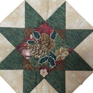 Gesteppter Tischläufer, Patchwork, wendbar, LeMoyne 8-zackiger Stern & Tannenzapfen-Stechpalme Bild 6