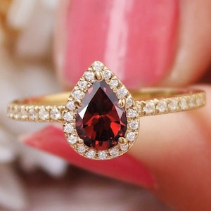 8X6mm Pear Shaped Natural Red Garnet 14K Yellow Gold Plated 925 Silver Engagement Ring Wedding Red Gemstone Pear Red Garnet Ring For Her
