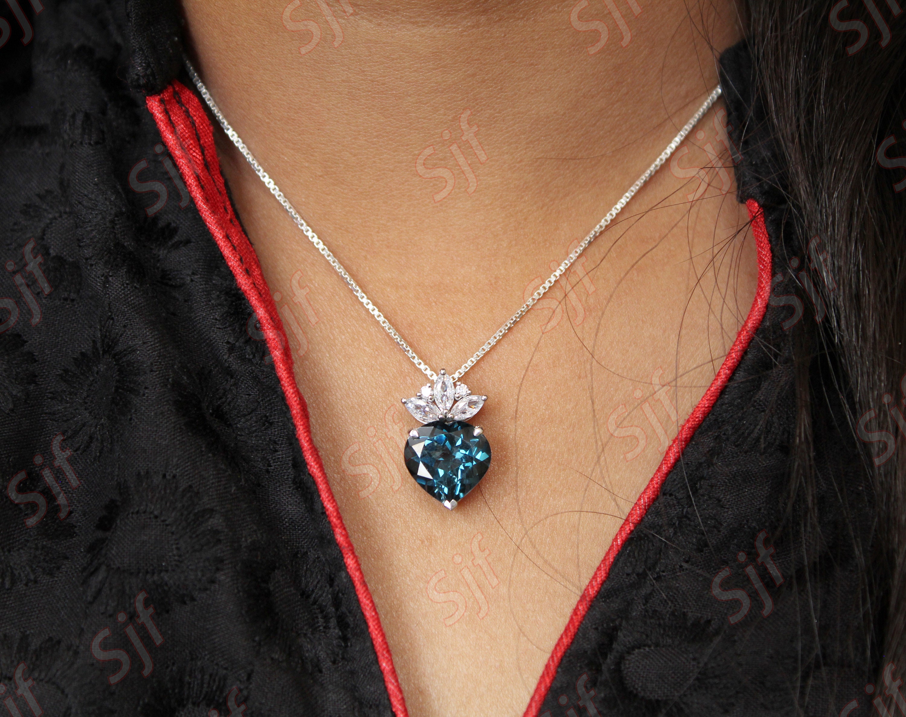 thumbnail image 2 of Lot - Sterling Silver Necklaces & Pendants 2 of 12