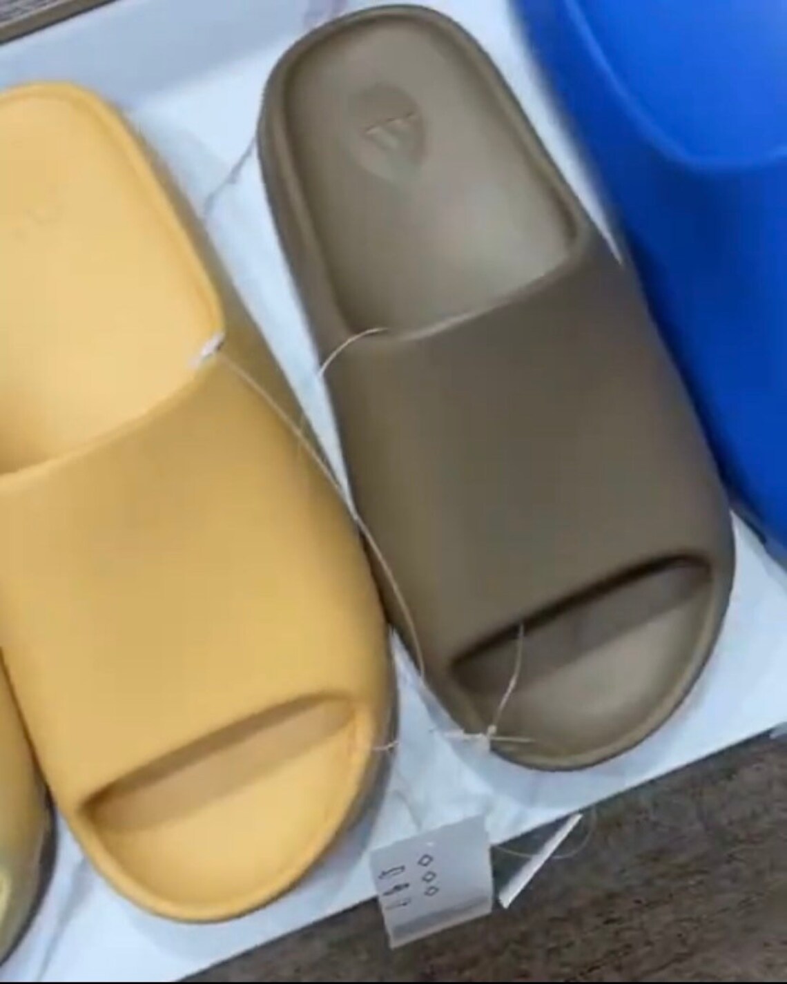 Unisex Yeezy slides | Etsy