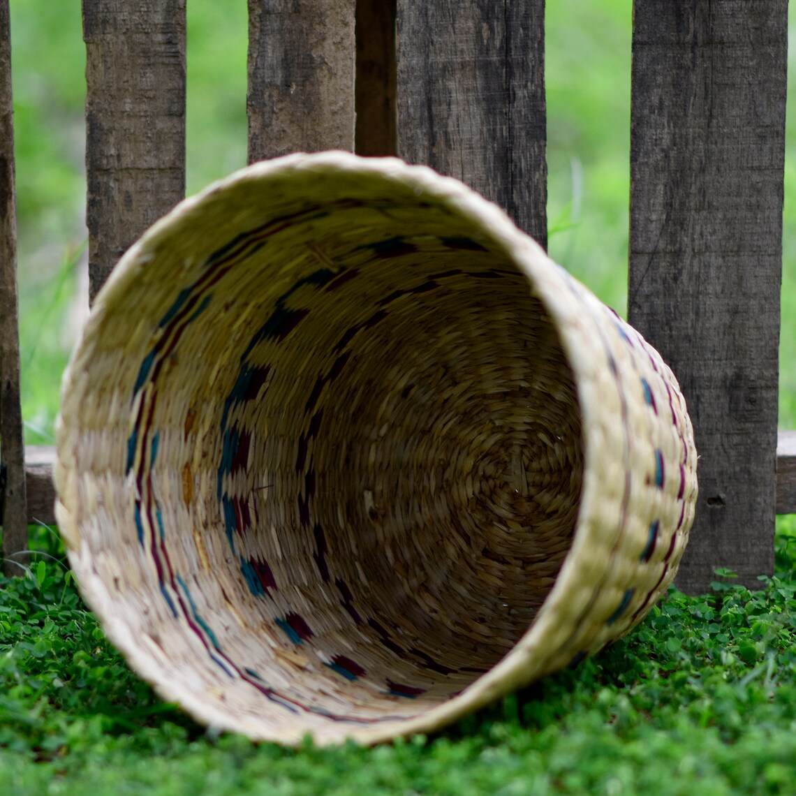Hand Woven Reed Round Basket 100 Ecofriendly Premium Design Dustbin