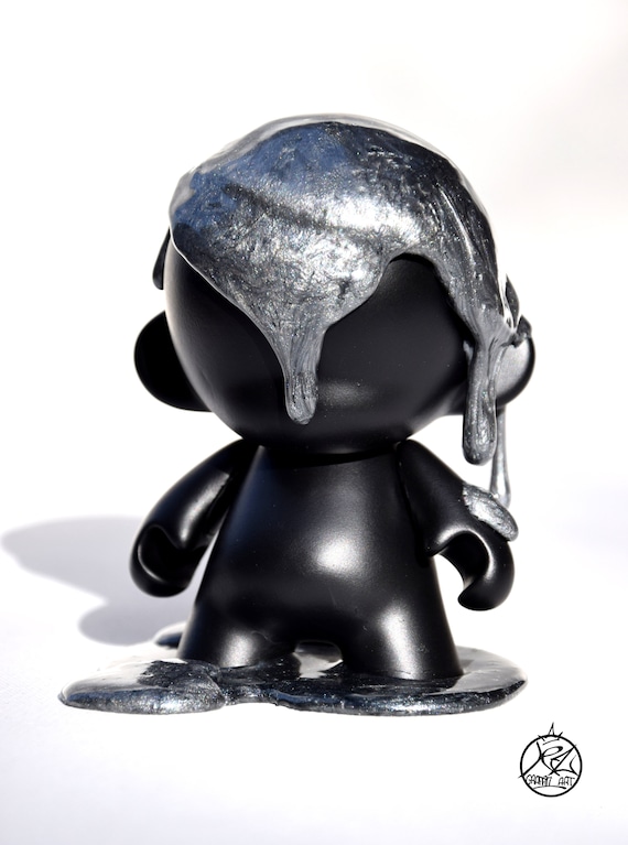 Munny Kidrobot Custom, Graffiti, Silver, Artoys. - Etsy