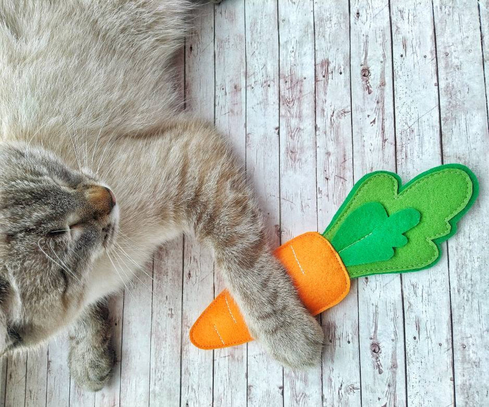Kitten play Cats toys Felt Carrot cat toys Gift for cat lovers Etsy