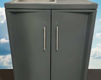 Portable Sink handwashing, Hot & Cold Water, Self-Contained. Economic Decorate. No accessories.