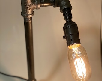 Industrial Style Lamp - Downward Curve Design