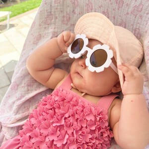 Newborn baby sunglasses deals