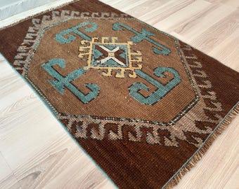 handmade small rug - vintage small carpet - bathroom rug - doormat rug - turkish mini old rug - farmhouse  rug -  small area rug - 2.x3.1 ft