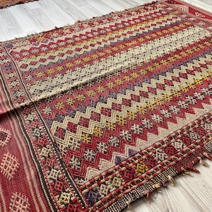 turkish kilim rug - vintage area rug -handmade kelim rug - home decor rug - saloon large rug - amazing embroidered kilim cecim rug - 3.4x4.5