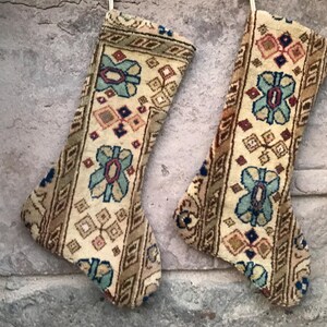 Calza di Natale Kilim fatta a mano: decorazione natalizia con tappeto turco