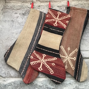 Calza di Natale Kilim fatta a mano: decorazione da parete in tappeto turco