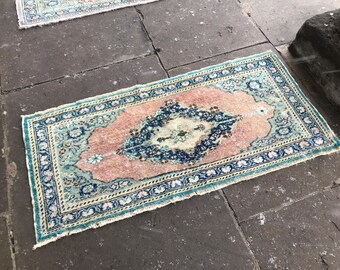 handmade small rug - turkish mini rug - farmhouse small rug - vintage small rug - home decor rug - bathroom rug - boho  rug - 1.6x3.2