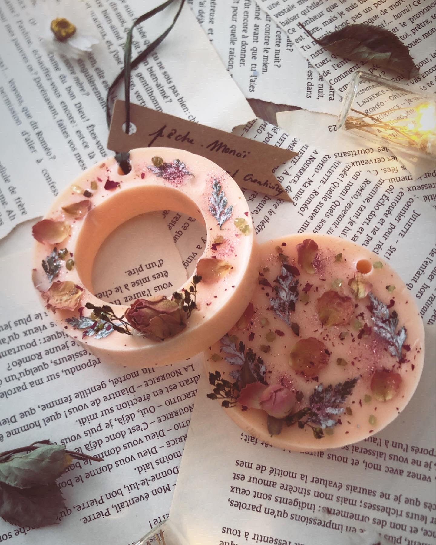 Suspension à La Cire de Soja Parfumée ~ Pêche, Monoï