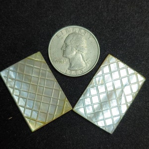 Mother of Pearl Pair Set,  Leaf Carved Mother of Pearl - Loose Nacre Mother of Pearl Best For Making Earring Jewelry. 44 CT