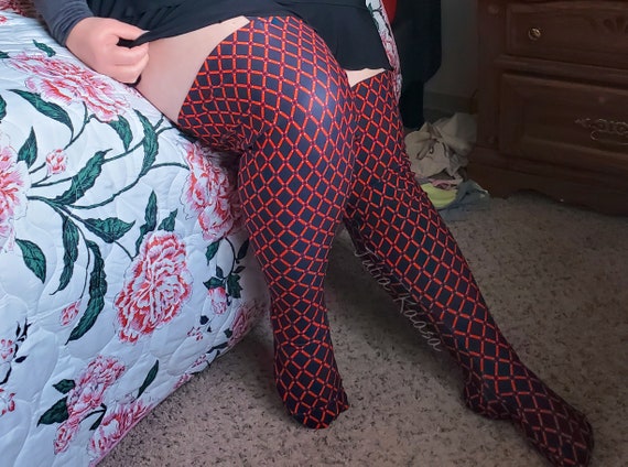 Full Figure and Plus Size Pantyhose