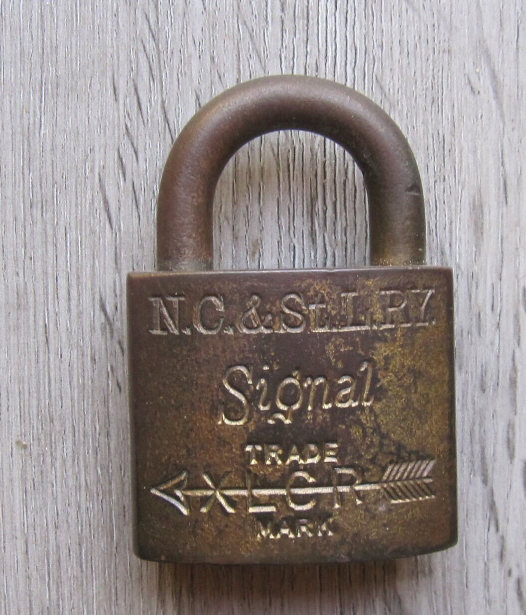 N.C.&St.L RY.  padlock lock