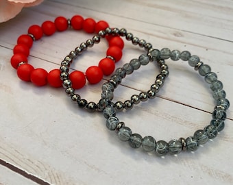 Ensemble de bracelets en perles Matte Red, Gray et Gunmetal