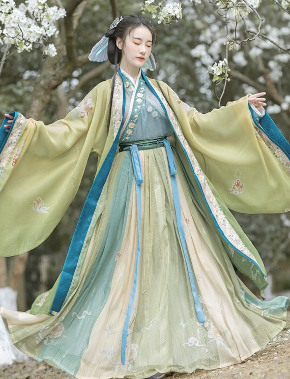 chinese traditional clothing