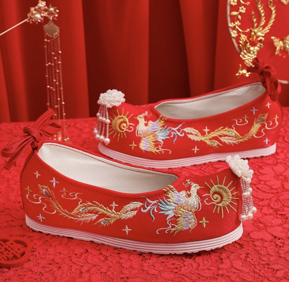 564 Chinese Wedding Shoes Royalty-Free Photos and Stock Images |  Shutterstock