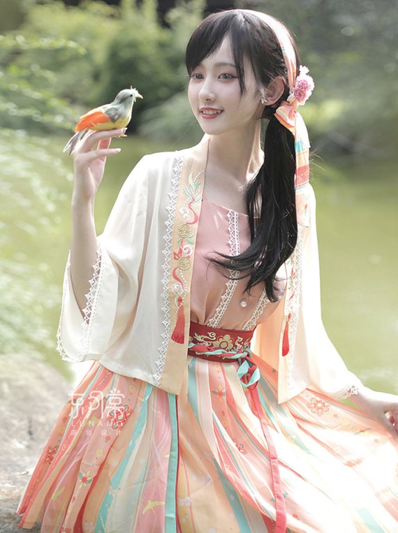 Hanfu girl store