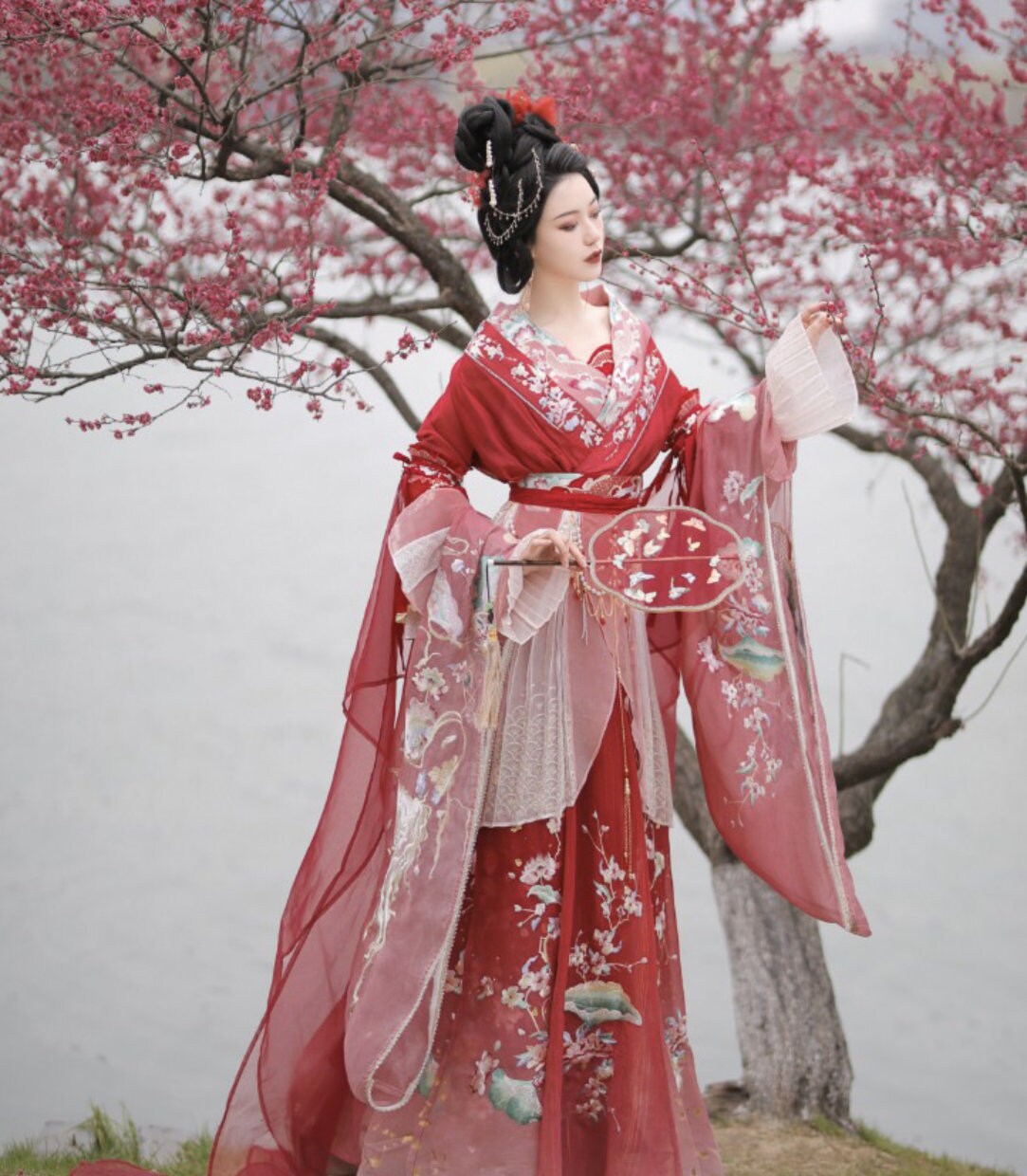 THS Hanfu Lotus red - Etsy