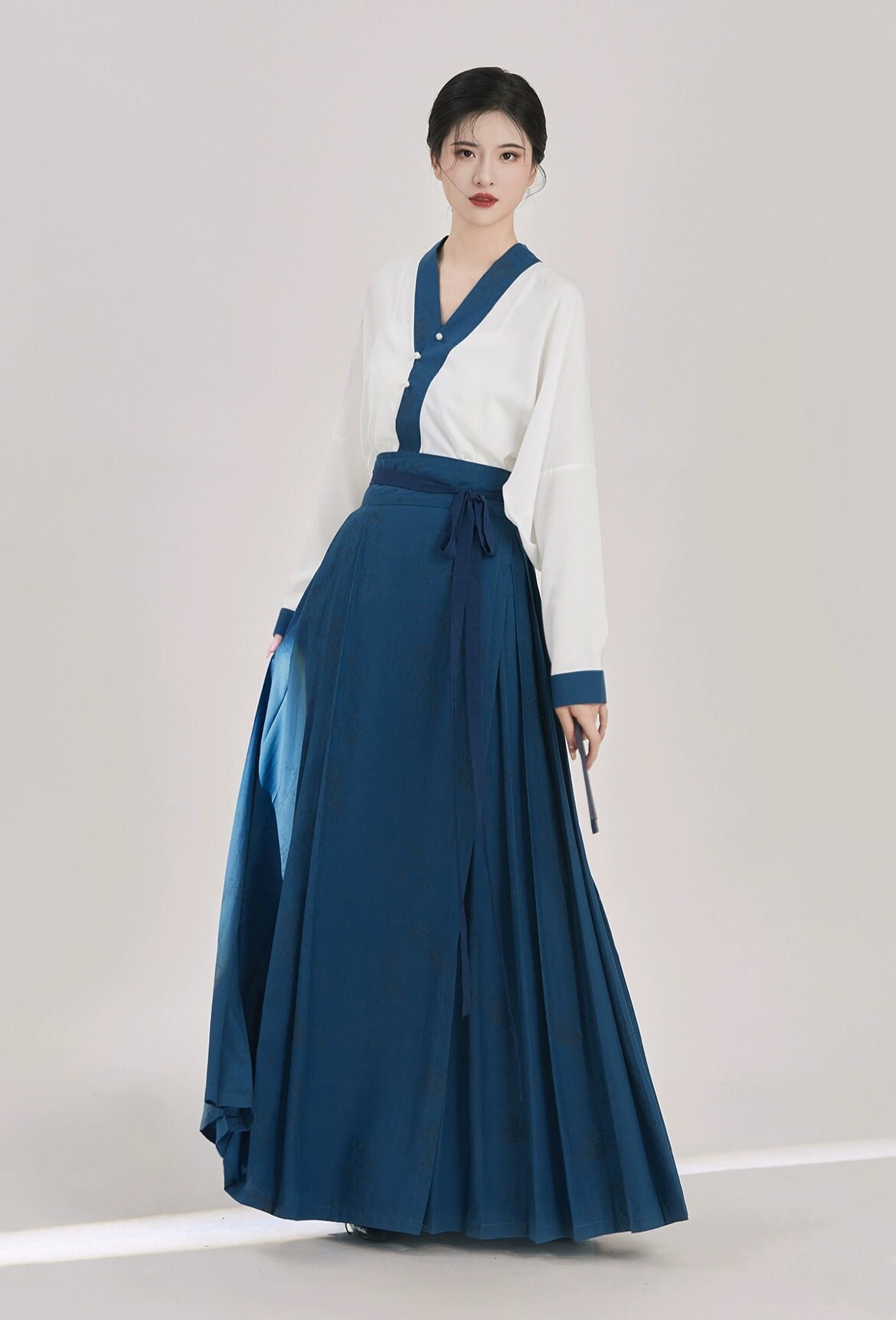 THS Modern Hanfu Cora - Etsy