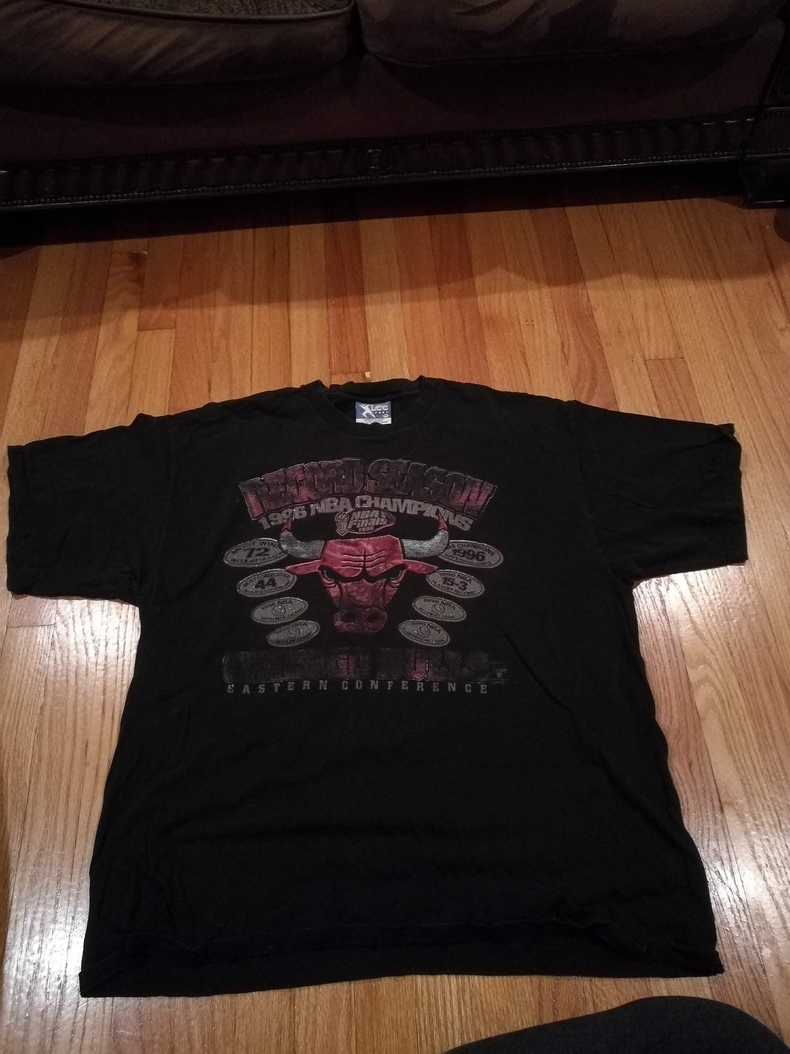 Trio of vintage Bulls T shirts Etsy