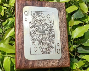 Handmade Wooden Playing Card Box: Queen Brass Inlay