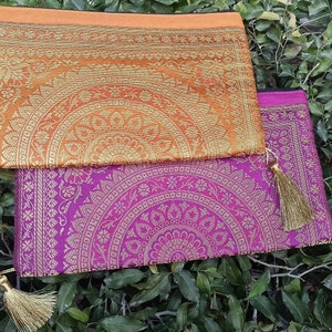 Monedero de seda de primera calidad, 2 monederos artesanales de seda con brocado, bolsa de seda con brocado Banarasi con mandala étnico, bolso dorado Zari