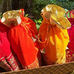 Beautiful Potli Bags Set of 4 Velvet Potli Bags for Wedding, Shagun, Gifts, Diwali, Return gifts