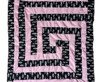 Hand-sewn Quilt-Cotton- Pink & Black Gee's Bend Quilted Wallhanger "My Way"