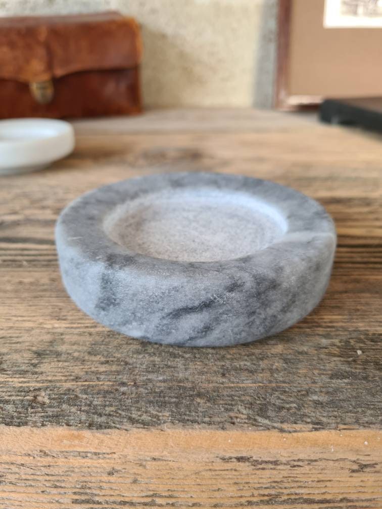 Coupelle à Bougie ou Bougeoir en Marbre Gris.