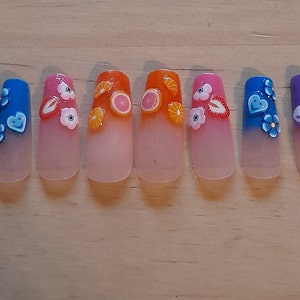 Ombre rainbow 3D false nails